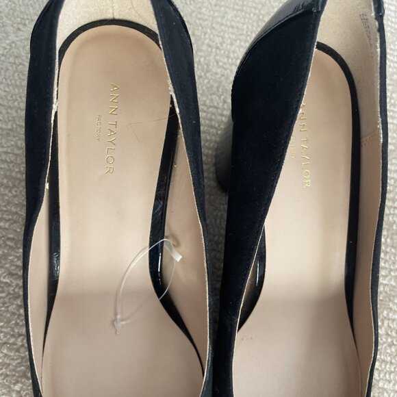 Ann Taylor Black Suede And Patent Leather Pumps Ladies Size 9 - Picture 7 of 8